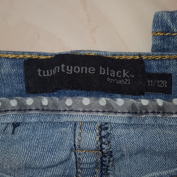 Twenty one Black by Rue21 distressed Jeans - Picture 3 of 4